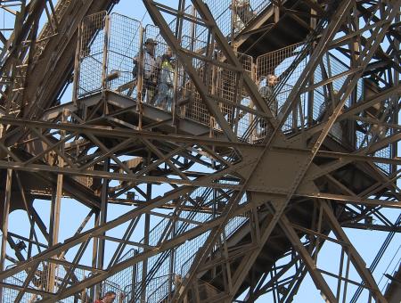 Escaliers Tour Eiffel